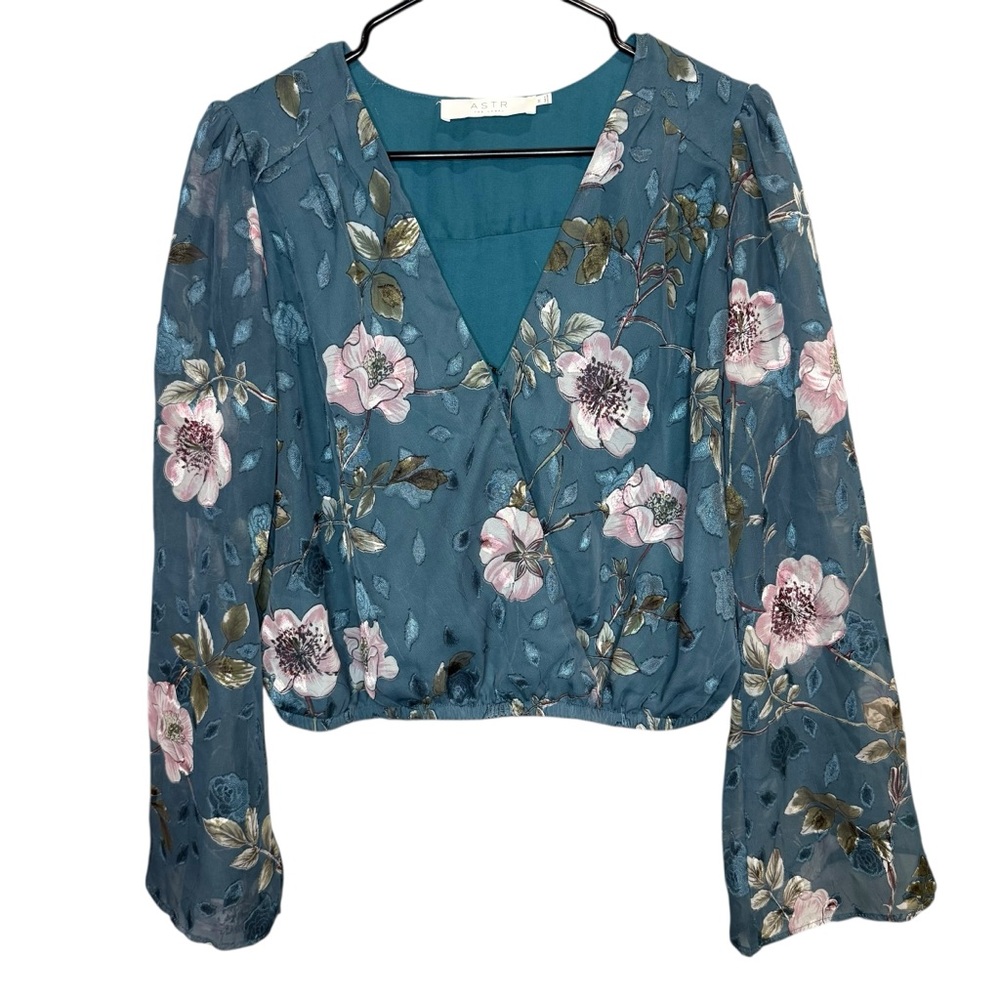 ASTR The‎ Label deep teal blue floral wrap blouse size medium